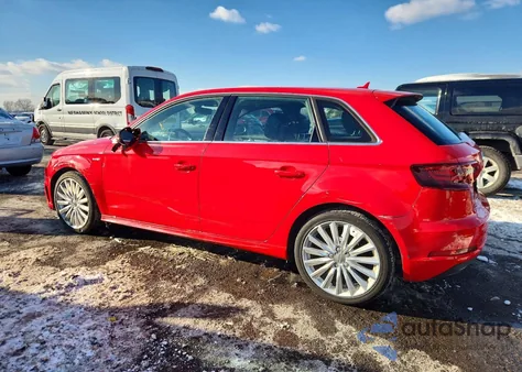 2016 Audi A3 E-Tron Premium Plus из США, поврежденный, VIN WAUTPBFF5GA038325